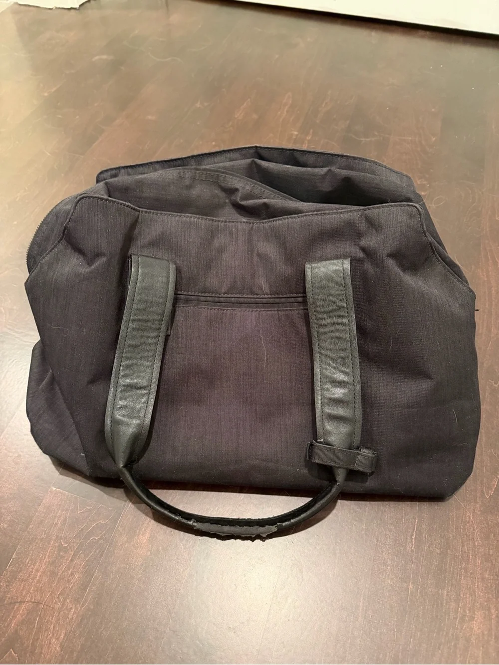 lululemon athletica Black Men’s Duffel Bag with Top Handles
